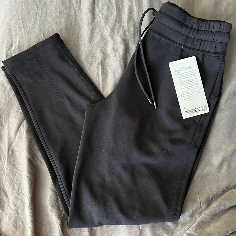Soft ambitions hr joggers lululemon